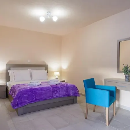 Nico E Marie Seaside, Nilie Hospitality Mgmt Aparthotel Toroni