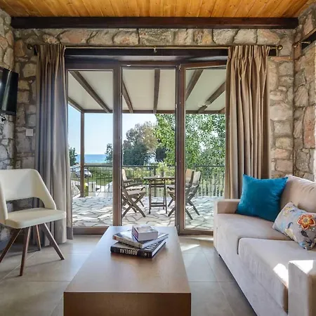 Aparthotel Nico E Marie Seaside, Nilie Hospitality Mgmt