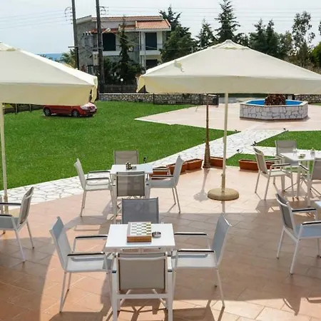 Апарт-отель Nico E Marie Seaside, Nilie Hospitality Mgmt