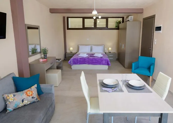 Апарт-отель Nico E Marie Seaside, Nilie Hospitality Mgmt