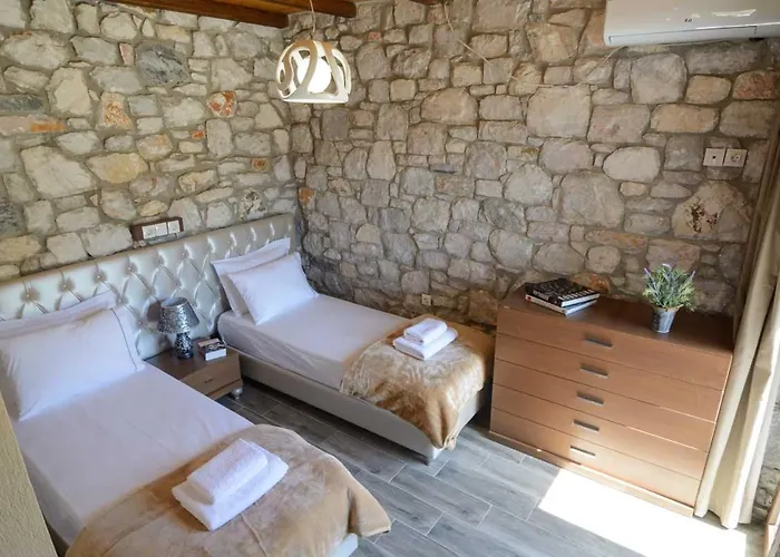 Апарт-отель Nico E Marie Seaside, Nilie Hospitality Mgmt